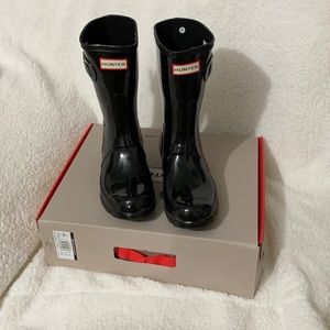 HUNTER RAIN BOOTS